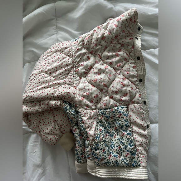 BLANK NYC Quilted Patchwork Micro Floral Print Bomber Jacket Size Small - Picture 3 of 3